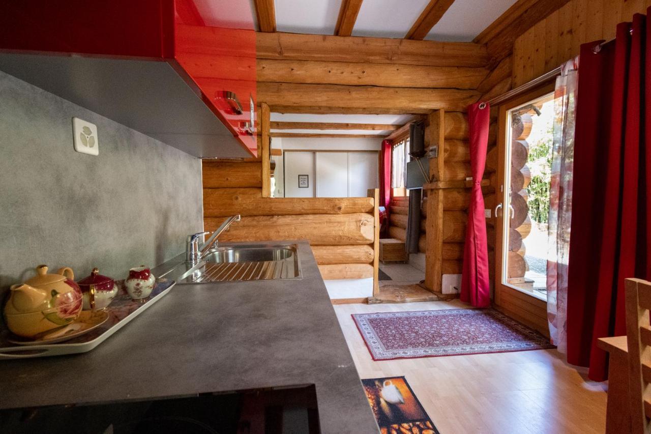 Le Gite De Briey Chalais Buitenkant foto